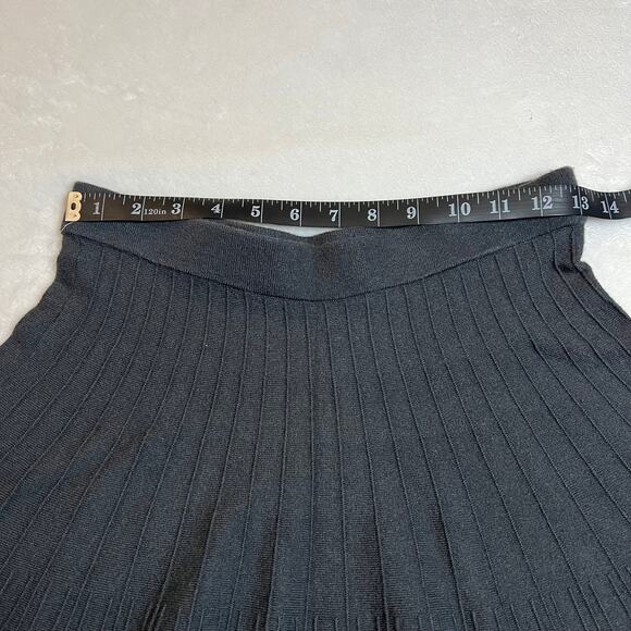 W118 by Walter Baker Knit Flare Mini Skirt Size Small Preppy Academia Neutral - Picture 5 of 6